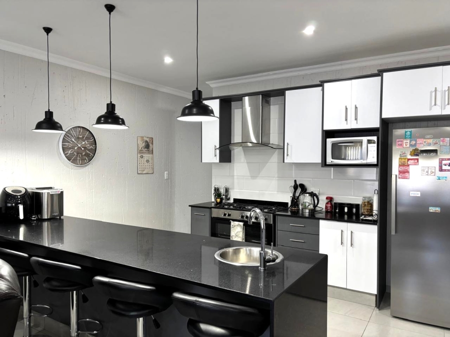 3 Bedroom Property for Sale in Dana Bay Western Cape